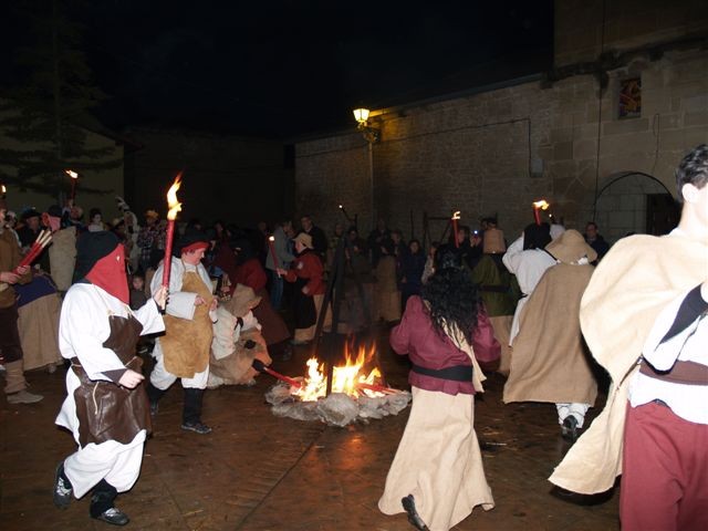 Saratsun itxi dute Arabako herri inauterien garaia - 2