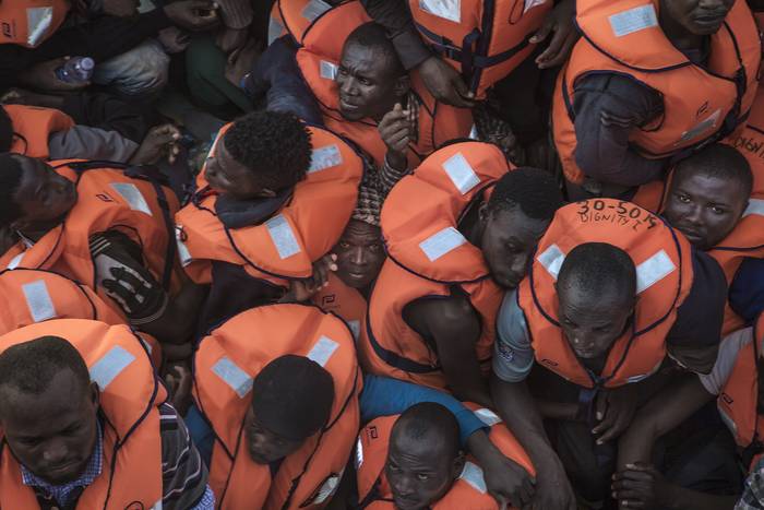 Algoritmoak, gosea eta migranteak, kazetaritza jardunaldietan solasgai