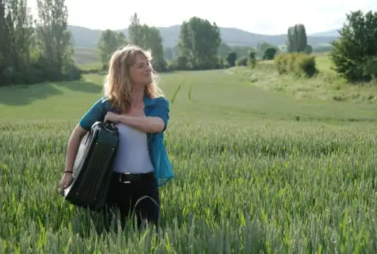 'Kantu-kontari, ura dantzari'