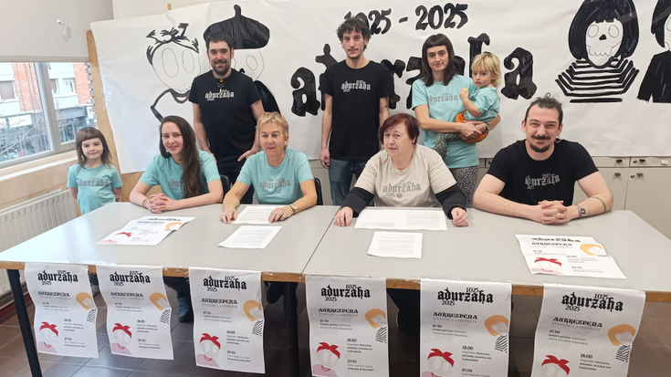 Adurtza auzoak 1000 urte bete ditu