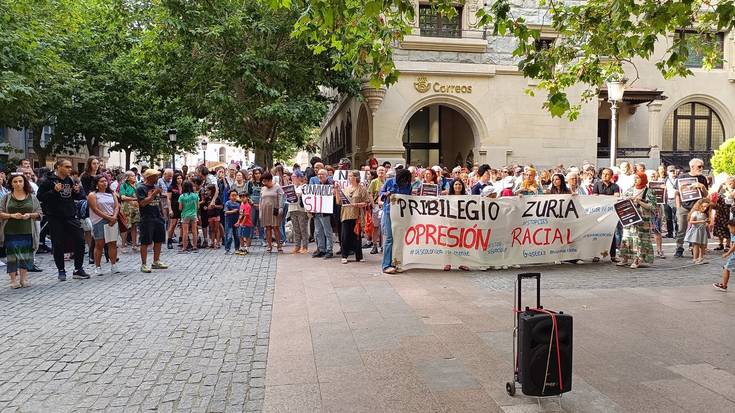 Arrazakeria morofoboa salatu dute Gasteizen