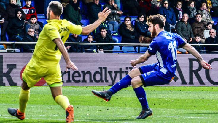 Alavesek inauterietako suziria bota zuen