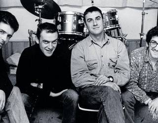 Hasi da Hertzainak taldea eta Elkarren arteko epaiketa