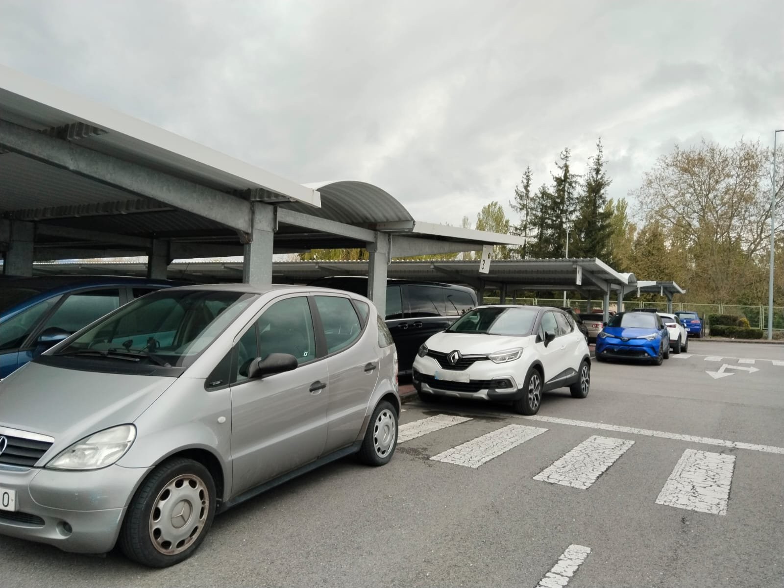 Gainezka egin du Forondako aparkalekuak