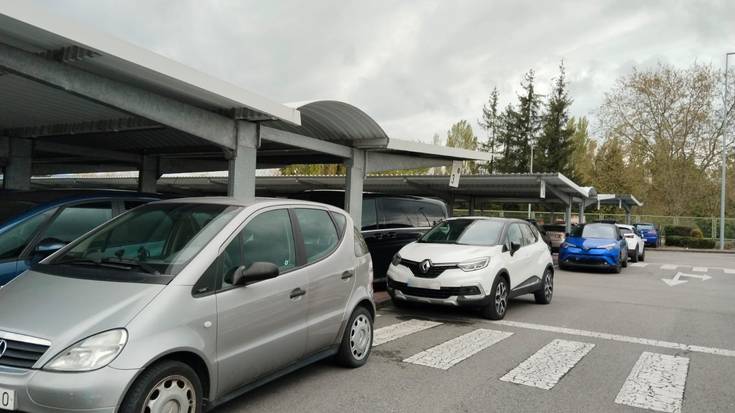 Gainezka egin du Forondako aparkalekuak