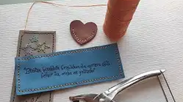 Larruzko orri-markatzailea