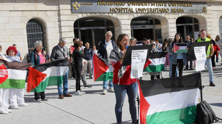 Gazako genozidioa salatu dute osasun langileek