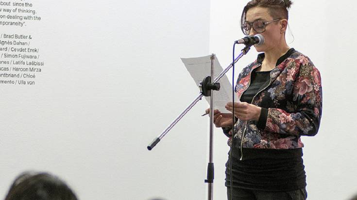 Artiumen 20. urteurrena: Itziar Okariz, Nestor Basterretxea eta irakurketa partekatuak