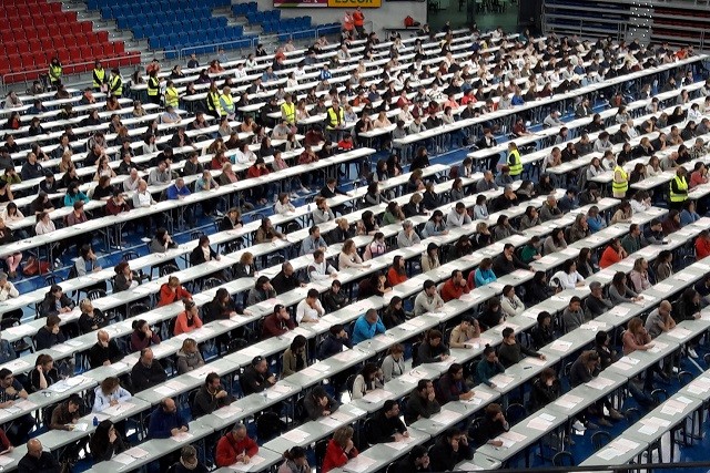 Azaroaren 24an izango dira Gizarte Ongizateko lan eskaintza publikoko lehen probak