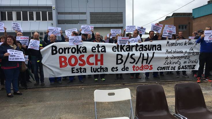 Bosch enpresako langileek negoziatzeko eskatu diote multinazionalari