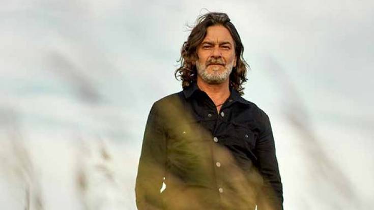 Quique Gonzalezek hasiko du 'Kontzertuan eta irekita' zikloa