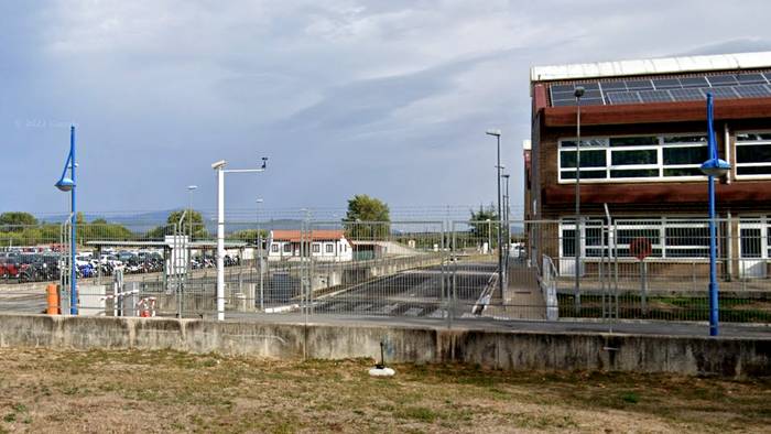 Arkautiko Akademian izandako gasolio isuria salatu dute