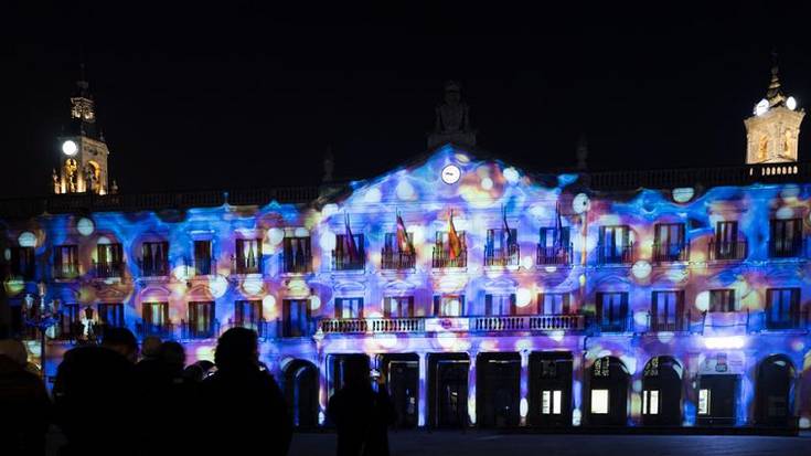 Gasteizko kaleak argiz eta artez beteko dituzte