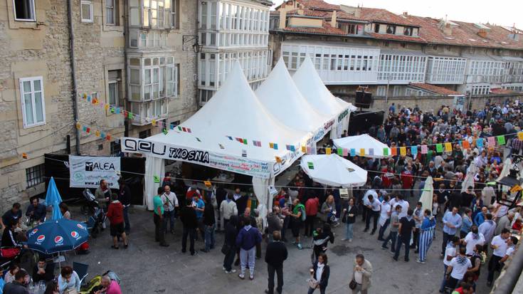 GEU elkartearen txosnak Aihotz plaza girotuko du jaietan