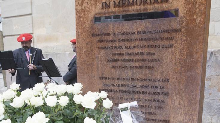 Frankismoaren biktimak omenduko dituzte ostiralean