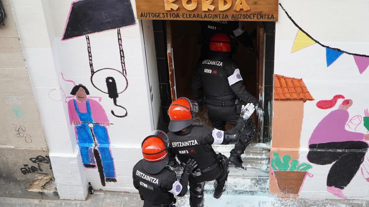 Kordaren desalojoa bideoan