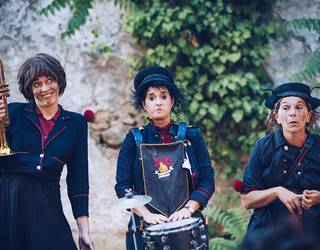 Umorea eta musika, Ataurira