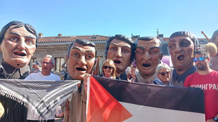 Palestina lehen lerroan egon da txupinazoan