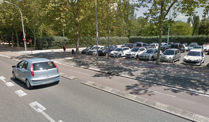 Arriagako aparkalekuan paratuko dute lehendabiziko elektrolindegia