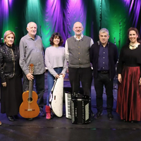 [AITZINA FOLK] Oskarbi, 'Euskara Donemiliatik gurera'