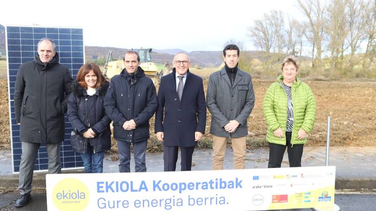 Arabako kontzejuak makroproiektu fotovoltaikoen aurka azaldu dira