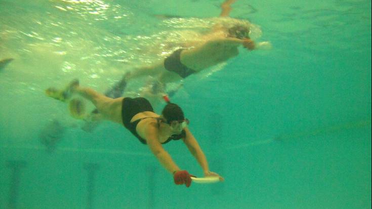 Ur azpiko hockey txapelketa izango da larunbatean