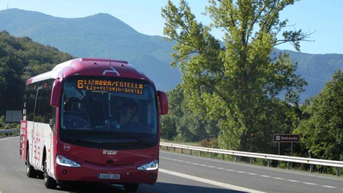 Armiñon, Estavillo eta Manzanos herriek autobus linea berria galdegin dute