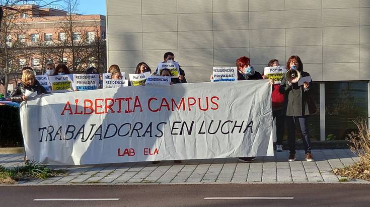Albertia Campus egoitzako langileak mobilizatzen hasi dira, "gaindituta eta nekatuta" daudelako
