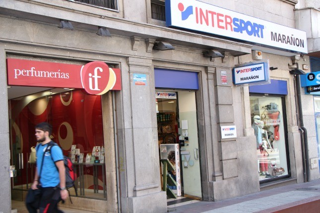 Intersport Marañonen Bake kaleko denda datorren astean itxiko dute
