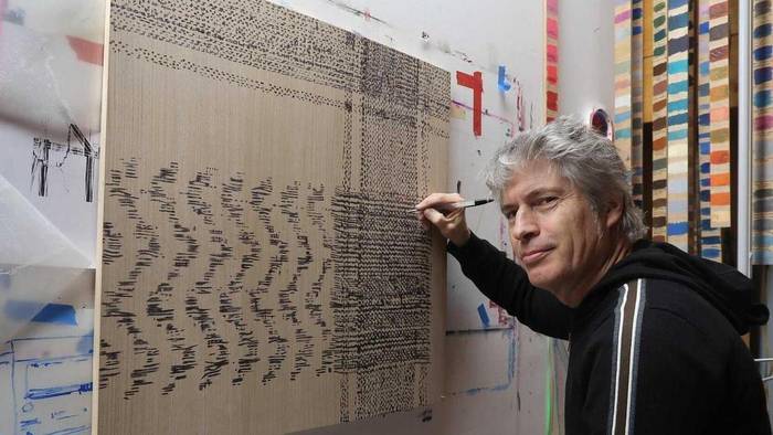 Koloretako arkatzak irensten