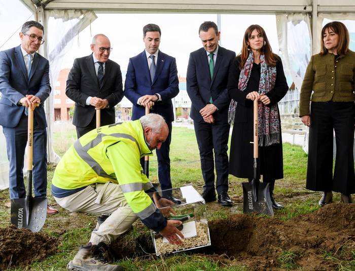 Ardoaren campusaren Gasteizko egoitza eraikitzen hasi dira