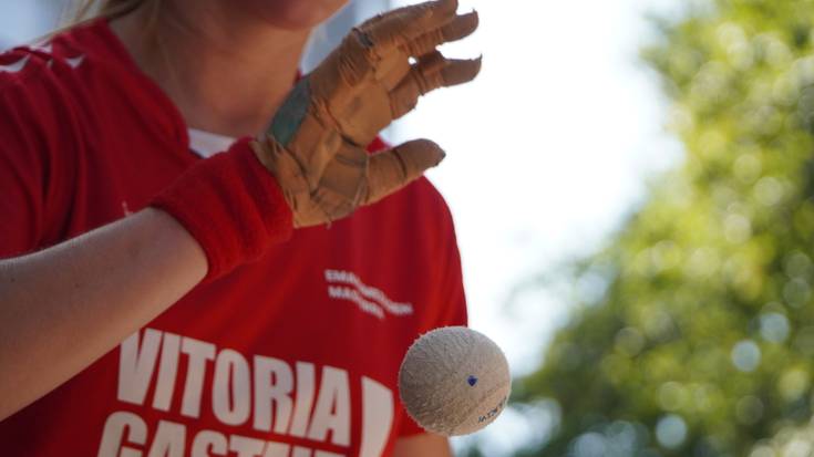 Hormari eutsi diote pilotari gazteek
