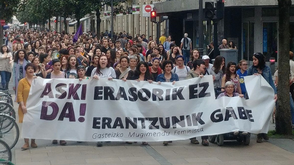 Bi gizonezko atxilotu dituzte genero indarkeria leporatuta