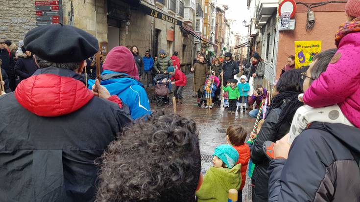 Makilak eta koplak, Santa Ageda ospatzeko