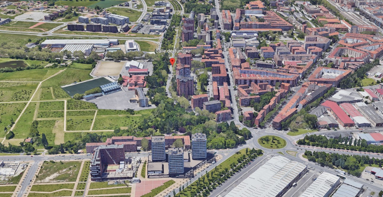 Iturritxu kalearen bikoizketak dakarren "arriskuarekin" amaitzea eskatu dute