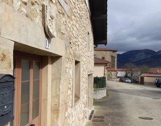 Etxebizitza hutsen jabeek %50eko errekargua ordaindu beharko dute Donemiliagan