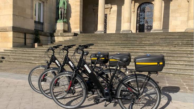 Diputazioak hiru bizikleta elektriko erosi ditu
