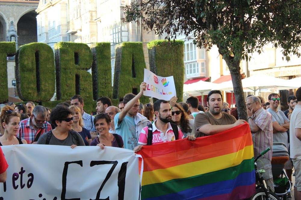 Eraso homofobo bat salatu dute Zigoitian