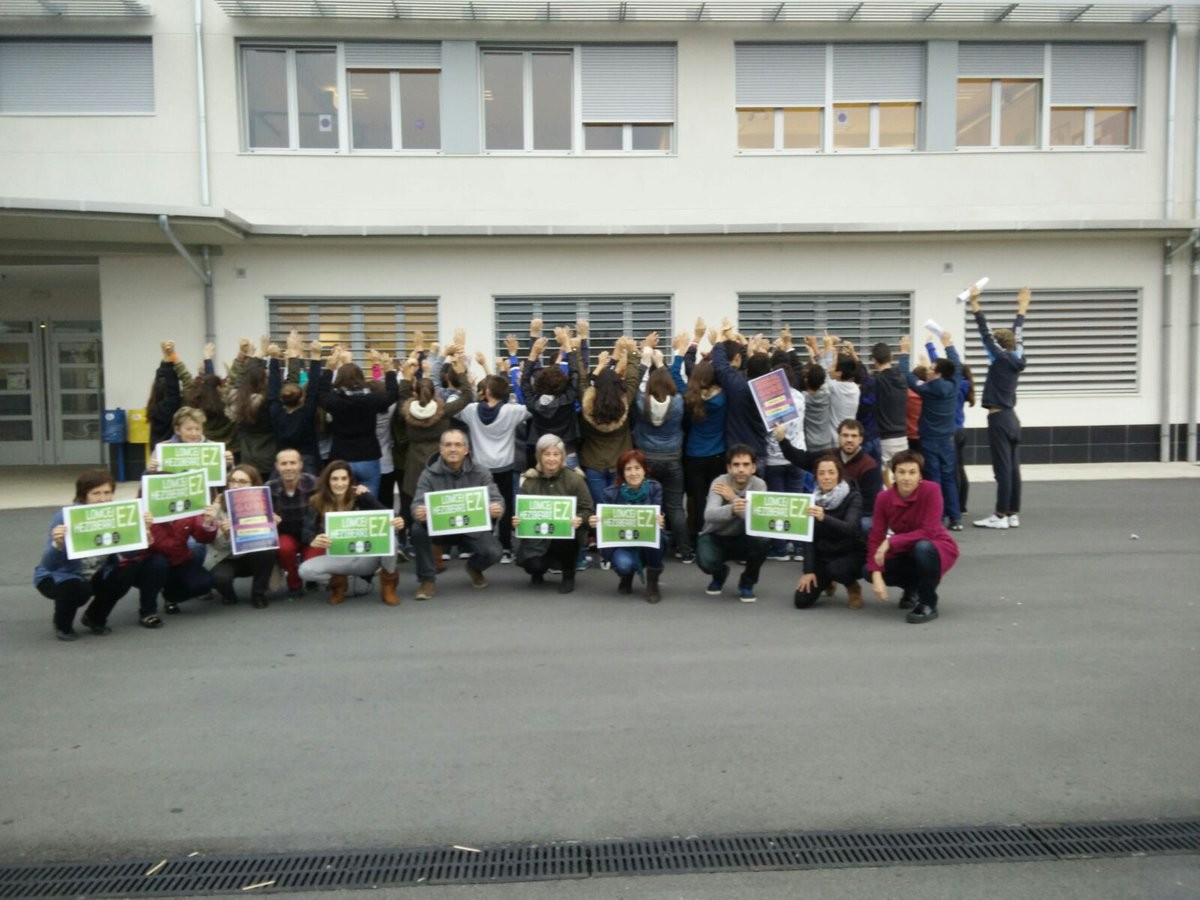 Hezkuntza eragileak zatituta, urriaren 26ko mobilizazioen aurrean