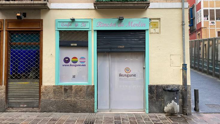 LGTBIfobiaren aurkako behatokiek murrizketak salatu dituzte Herriaren Defendatzailearen aurrean