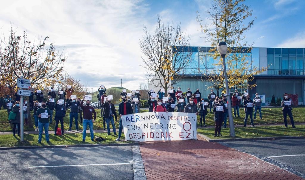 Kaleratzeen aurkako elkarretaratzea egin dute Aernnovan