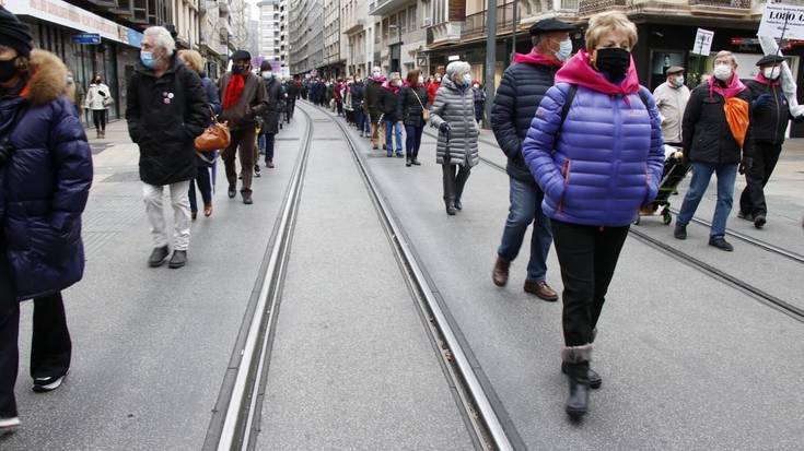 Arabako pentsiodunek kaleak hartu dituzte Toledoko Itunaren aurka