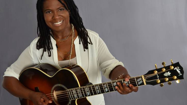 Ruthie Foster blues abeslariarekin egitaraua osatu du Jazzaldiak