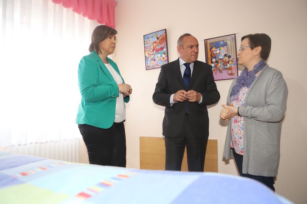 Premiazko deialdia egin dute, harrera-familien bila