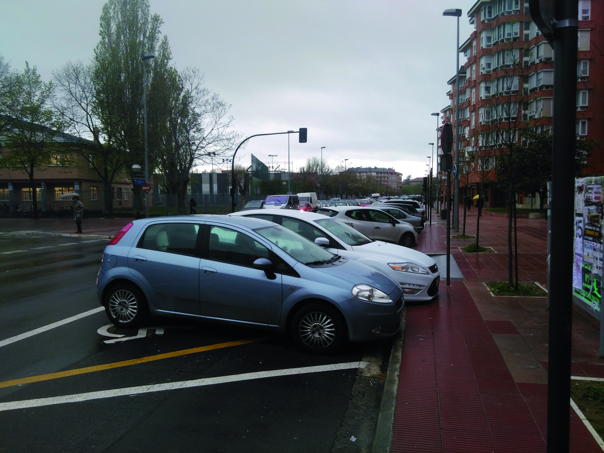 Adriano VI kaleak 60 aparkaleku gehiago ditu