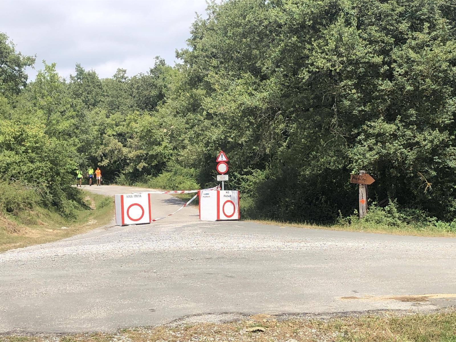 Zumarraundi bidearen konponketan inplikatzeko eskatu diote Gipuzkoako Aldundiari