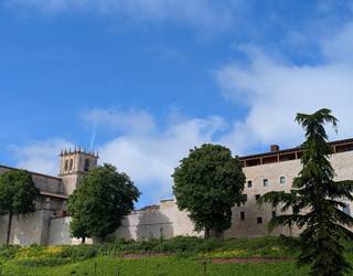 Aguraindarrek hiru proiektu aukeratuko dituzte