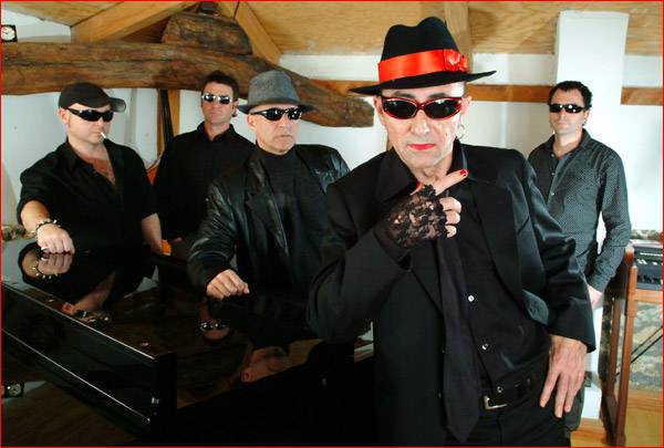 Doctor Deseo Gasteizko Txosnetan izango da 