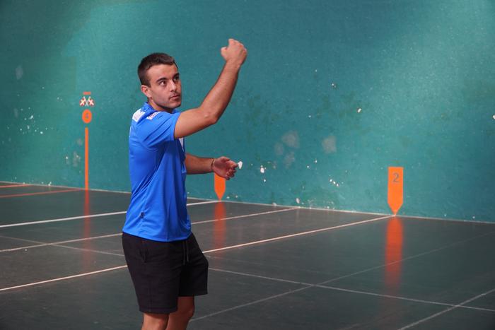 "Pilotariak elkarrekin ibiltzen gara, harreman ona dugu"