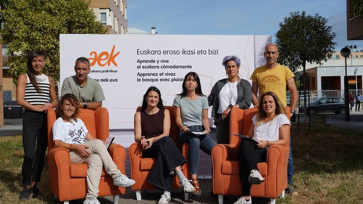Euskalduntzea "doakoa eta irisgarria" izatea eskatu du AEK-k